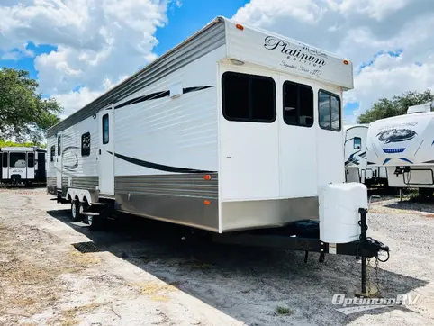 Used 2018 Monte Carlo Platinum Edition 40PM Featured Photo