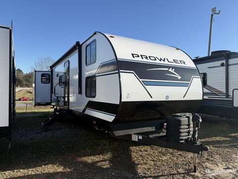 New 2025 Heartland Prowler 3212BH Featured Photo