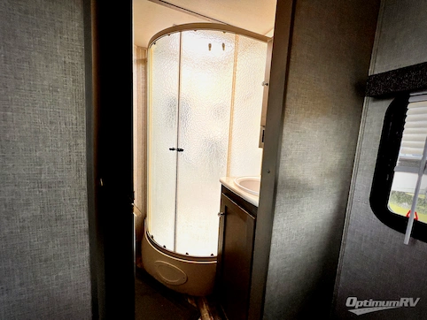 2019 Keystone Outback Ultra Lite 260UML RV Photo 4