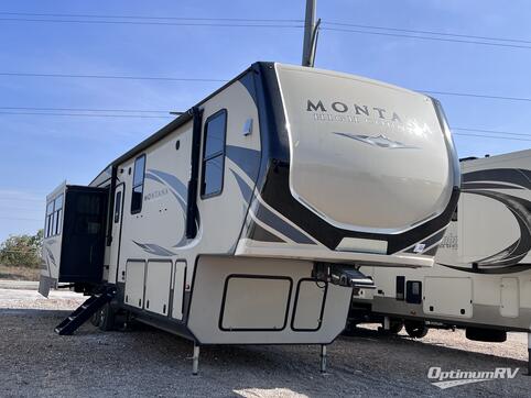 Used 2020 Keystone Montana 3855BR Featured Photo