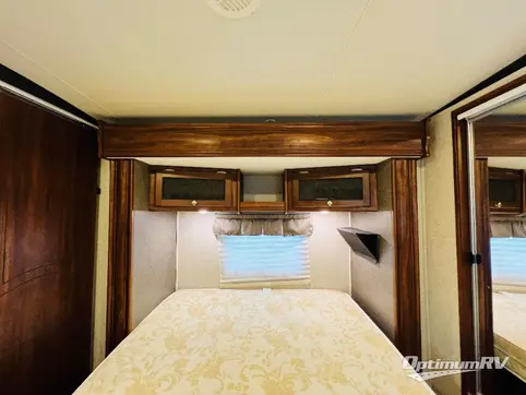 2016 Heartland Mallard 325 RV Photo 4