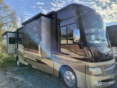 Used 2015 Itasca Suncruiser 35P Featured Photo