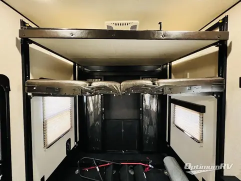 2017 Grand Design Momentum M-Class 350M RV Photo 4