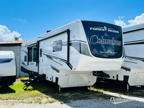 New 2025 Palomino Columbus 376DS Featured Photo