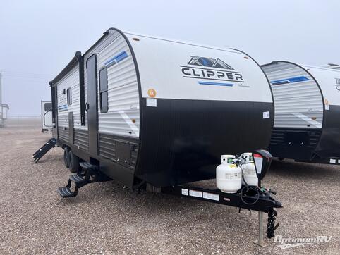 New 2025 Coachmen Clipper 6K Series 272RLS Featured Photo