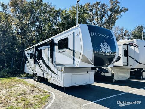 Used 2020 Redwood Redwood 3951MB Featured Photo