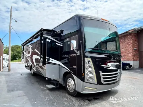 Used 2021 Thor Challenger 37FH Featured Photo