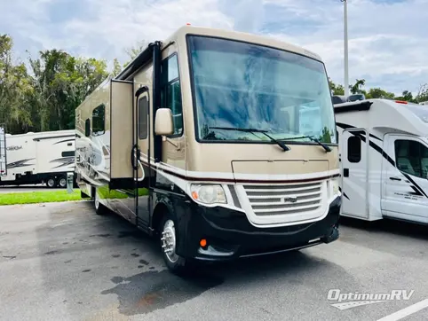 Used 2017 Newmar Bay Star 3518 Featured Photo