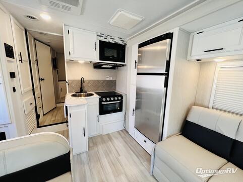 2023 Coachmen Cross Trail XL 26XG Ford E-450 RV Photo 3