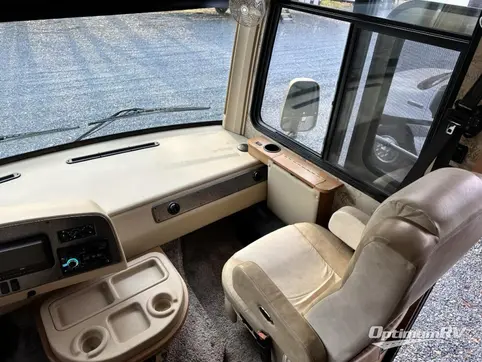 2017 Newmar Bay Star 3333 RV Photo 2