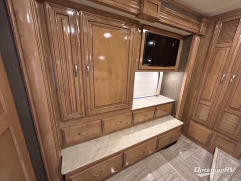 2018 Thor Venetian G36 RV Photo 4