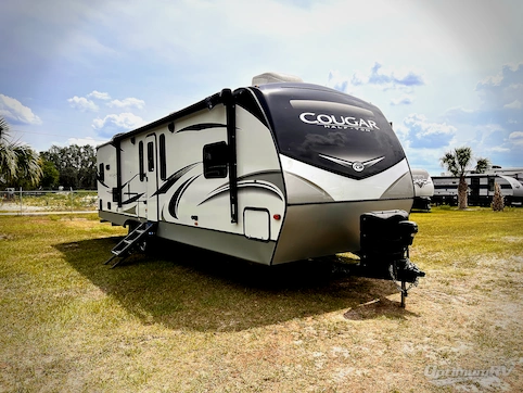 Used 2020 Keystone Cougar Half-Ton 30RKD Featured Photo