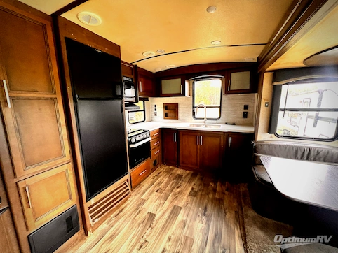 2020 Keystone Cougar Half-Ton 30RKD RV Photo 3