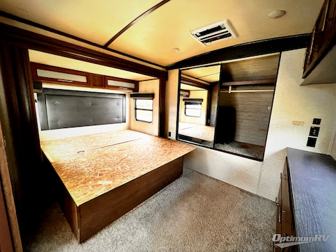 2020 Keystone Cougar Half-Ton 30RKD RV Photo 4