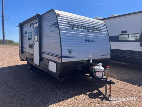 Used 2019 Keystone Springdale Mini 1800BH Featured Photo