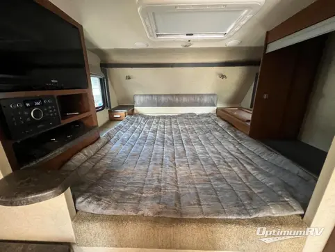 2019 Lance Lance 1062 RV Photo 2