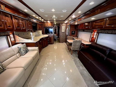 2012 Tiffin Phaeton 42QB RV Photo 2