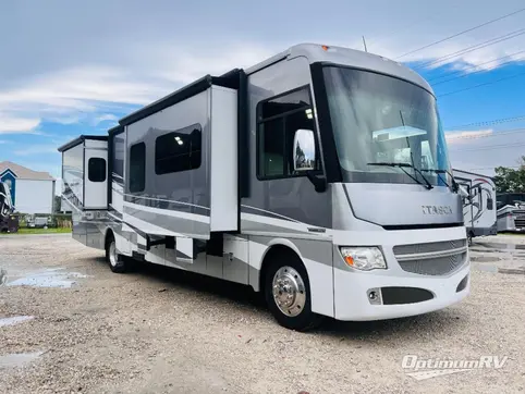 Used 2015 Itasca Suncruiser 37F Featured Photo