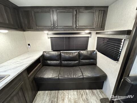 2019 Highland Ridge Mesa Ridge MR323RLS RV Photo 2