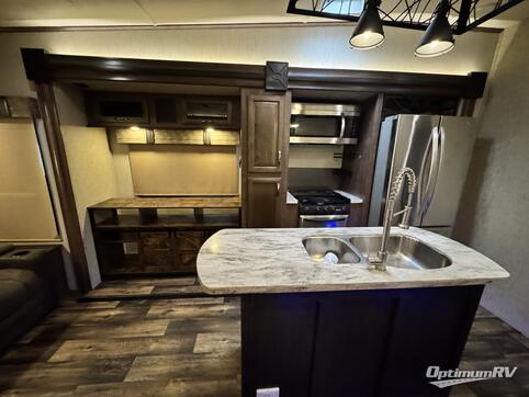 2018 Forest River Sandpiper 372LOK RV Photo 3