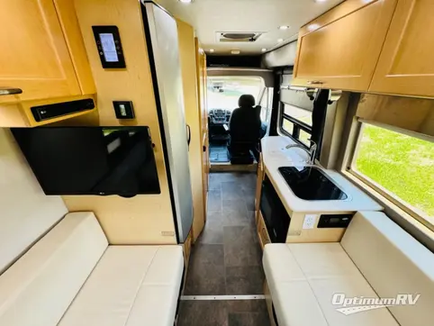 2018 Pleasure-Way Lexor TS RV Photo 3