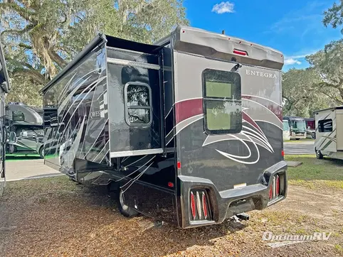 2022 Entegra Qwest 24L RV Photo 2