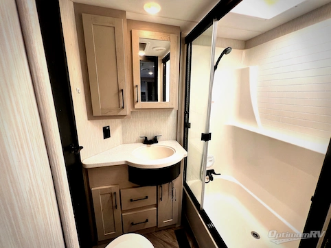 2021 Heartland Cyclone 4006 RV Photo 4