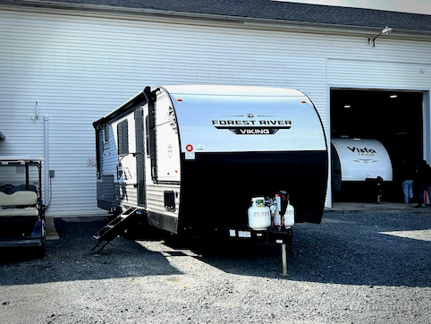 New 2025 Forest River Viking 5K Series 25QBH Featured Photo