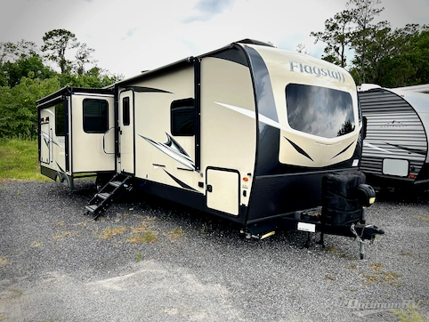 Used 2021 Forest River Flagstaff Super Lite 29RSWS Featured Photo