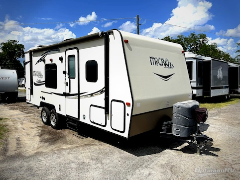 Used 2016 Forest River Flagstaff Micro Lite 23FBKS Featured Photo