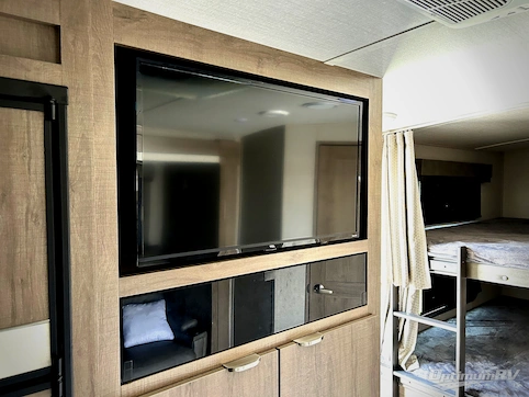 2021 Grand Design Imagine 2800BH RV Photo 2