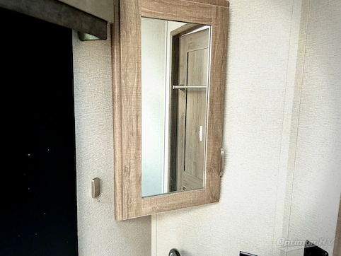 2021 Grand Design Imagine 2800BH RV Photo 4