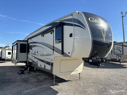 Used 2017 NuWa Champagne M-38ERK Featured Photo