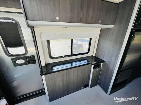 2022 Airstream Atlas Murphy Suite RV Photo 3