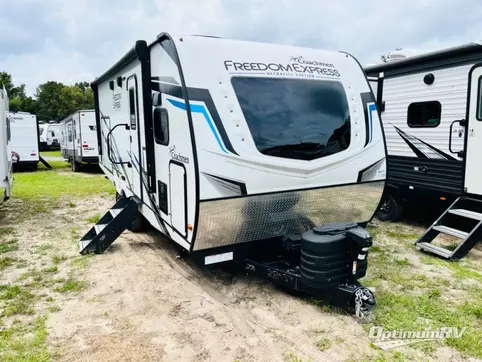 Used 2024 Coachmen Freedom Express Ultra Lite 259FKDS Featured Photo