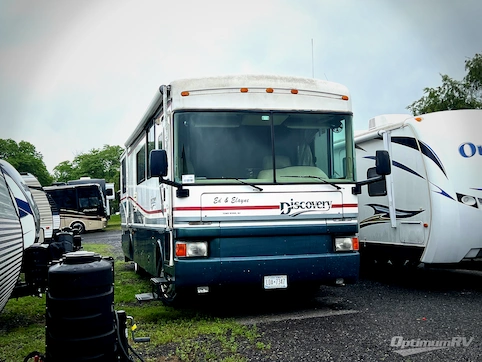 Used 1998 Fleetwood Discovery 36T Featured Photo