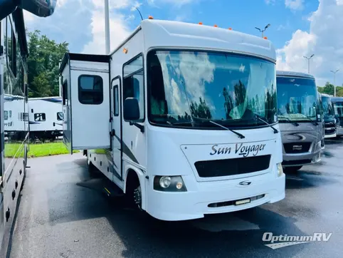 Used 2010 Gulf Stream Sun Voyager - Gas 30T Featured Photo