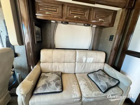 2018 Thor Challenger 37KT RV Photo 3