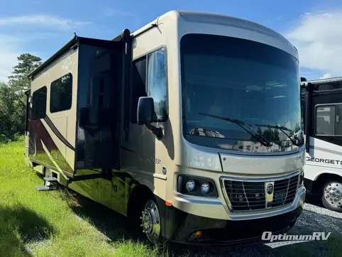 Used 2015 Holiday Rambler Vacationer 36DBT Featured Photo