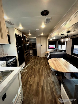 2025 Jayco Eagle HT 284BHOK RV Photo 2
