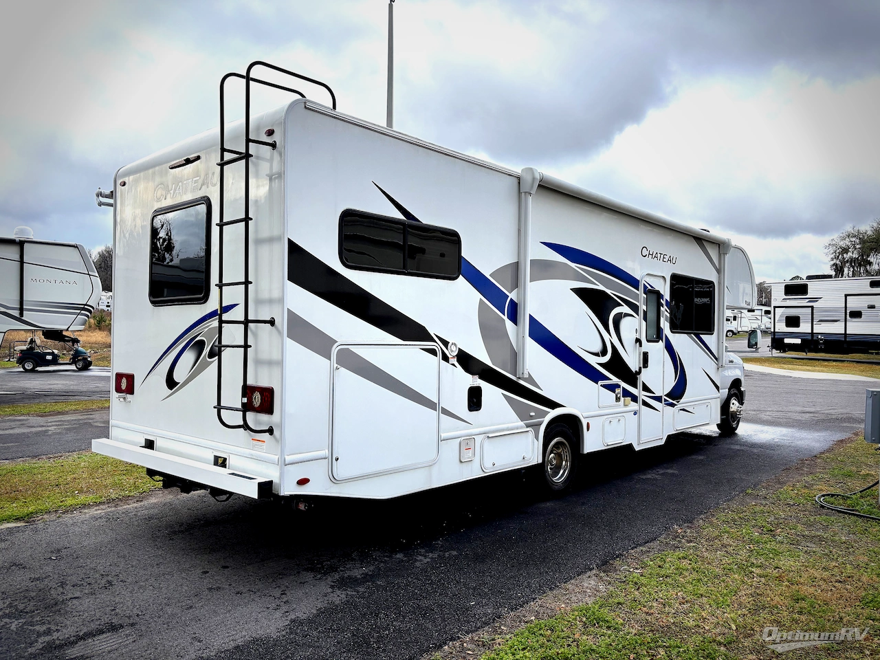 2023 Thor Chateau 31EV Photo 2