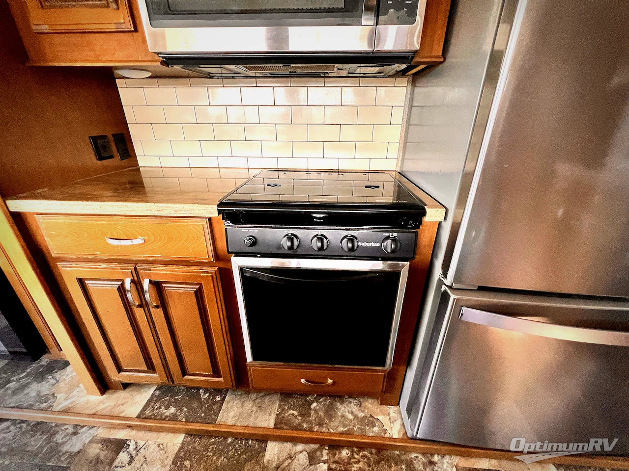 2018 Forest River Cedar Creek Hathaway Edition 34RL2 Photo 11