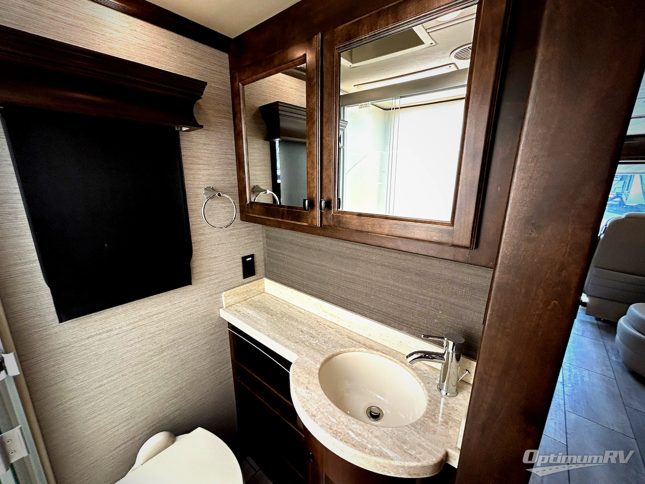2020 Tiffin Allegro Breeze 31 BR Photo 19