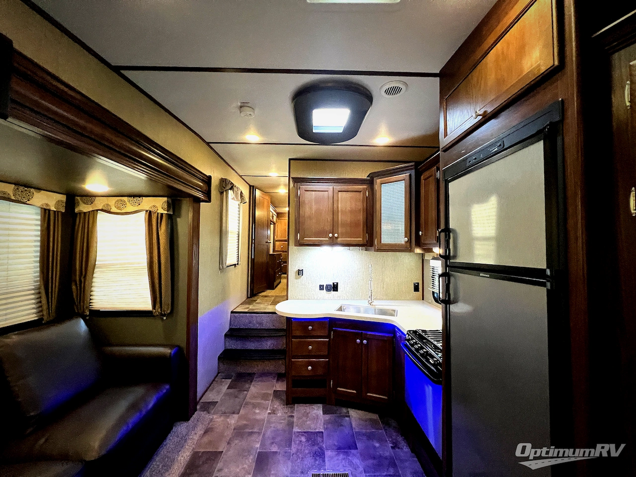 2017 Keystone Sprinter 269FWRLS Photo 3