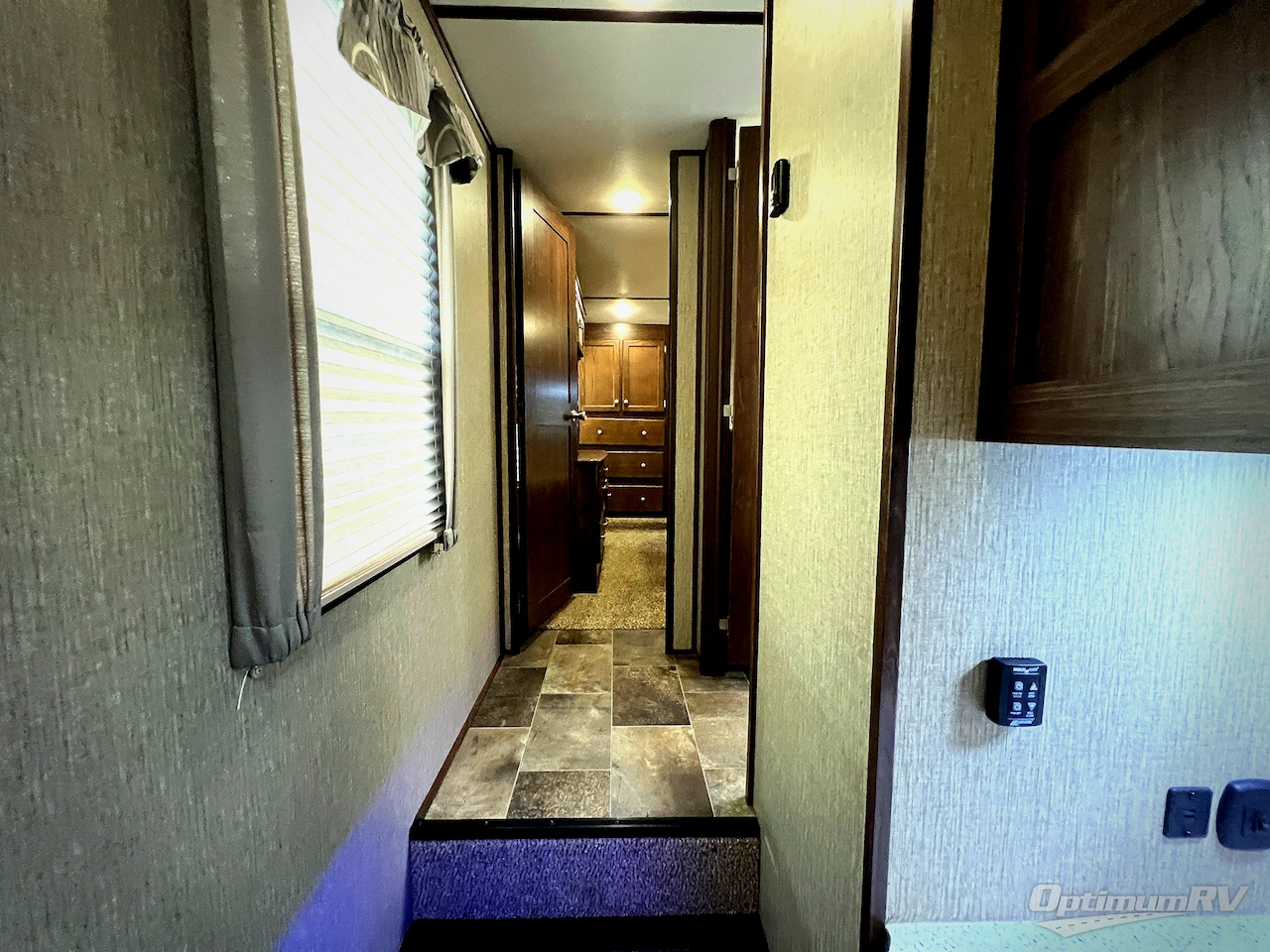 2017 Keystone Sprinter 269FWRLS Photo 13