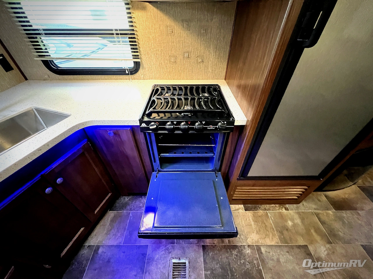 2017 Keystone Sprinter 269FWRLS Photo 10