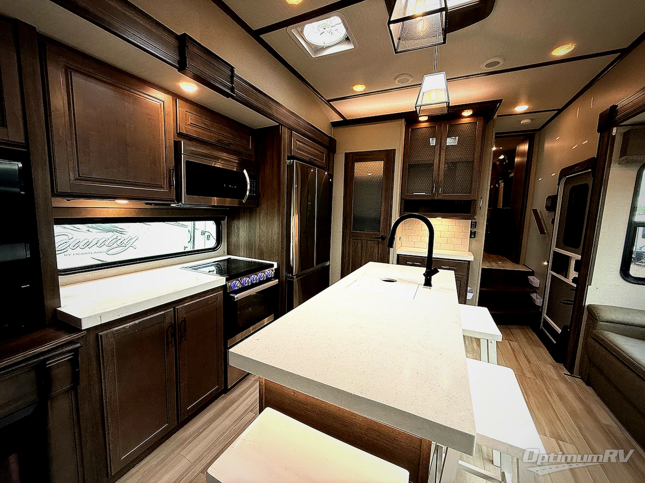 2022 Grand Design Solitude S-Class 3740BH Photo 5