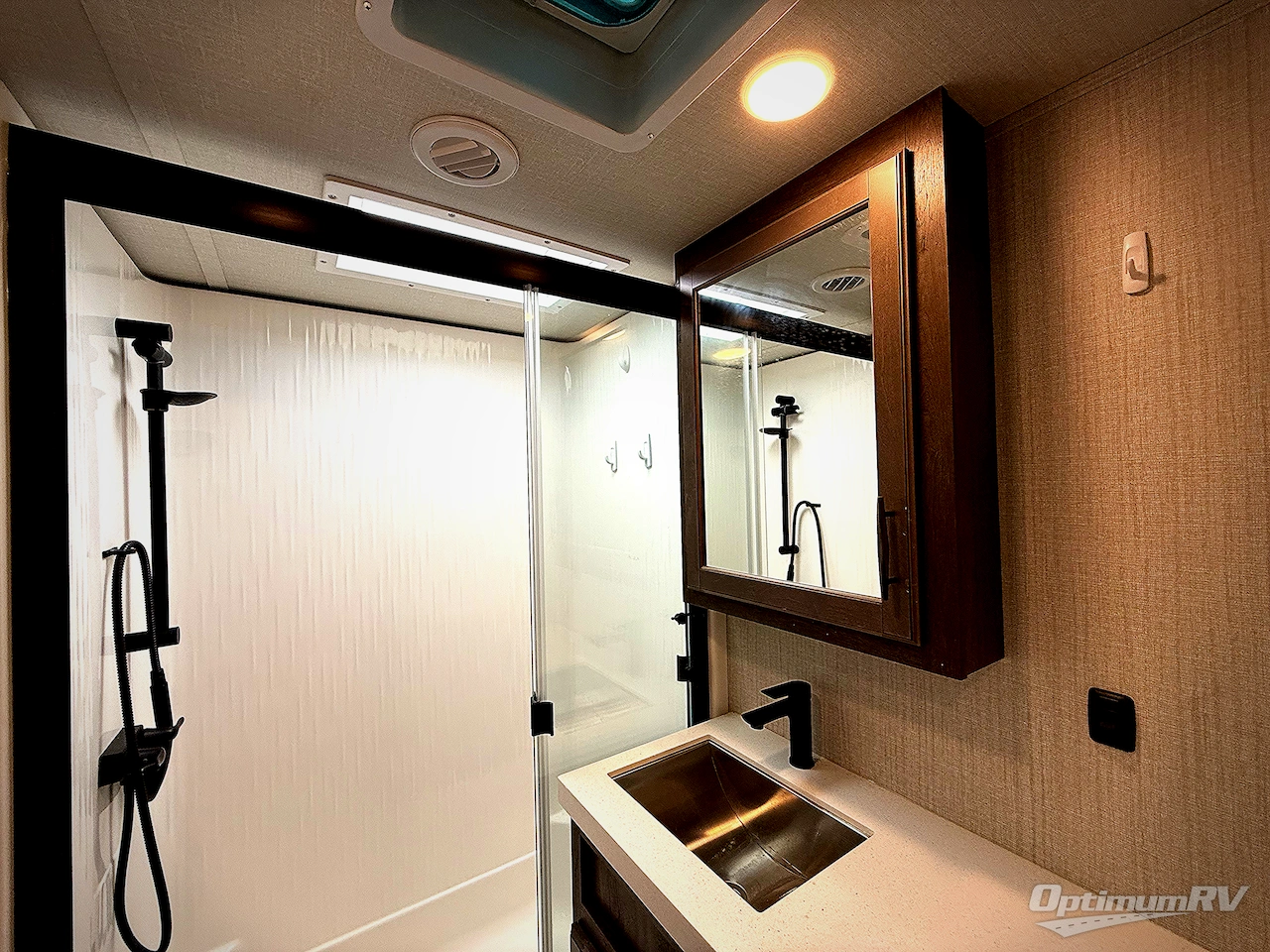 2022 Grand Design Solitude S-Class 3740BH Photo 16