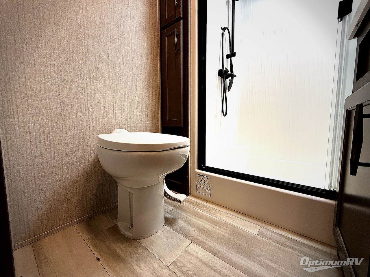 2022 Grand Design Solitude S-Class 3740BH Photo 17