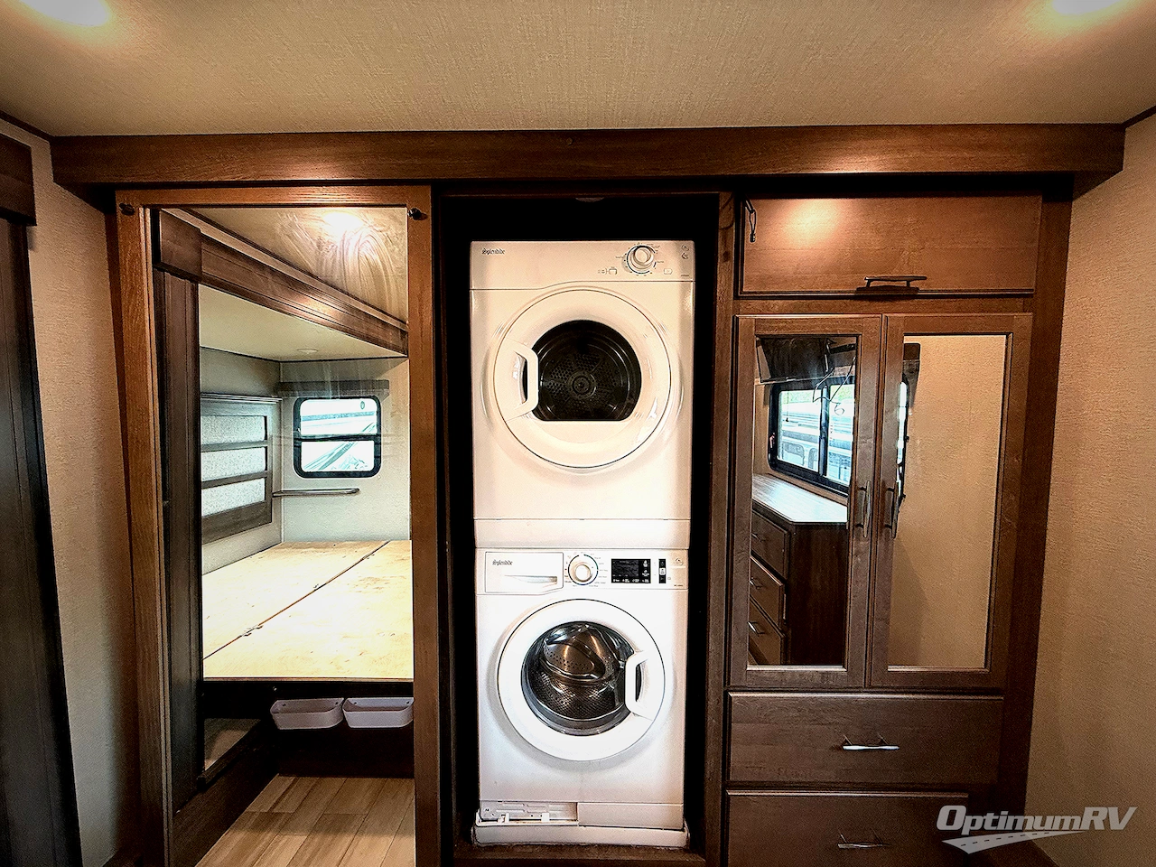 2022 Grand Design Solitude S-Class 3740BH Photo 20
